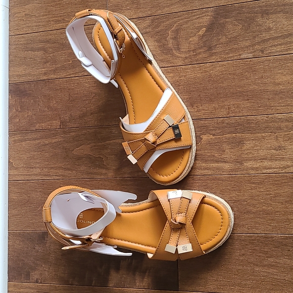 COPY - Bandolino sandals 9.5 - Picture 5 of 9